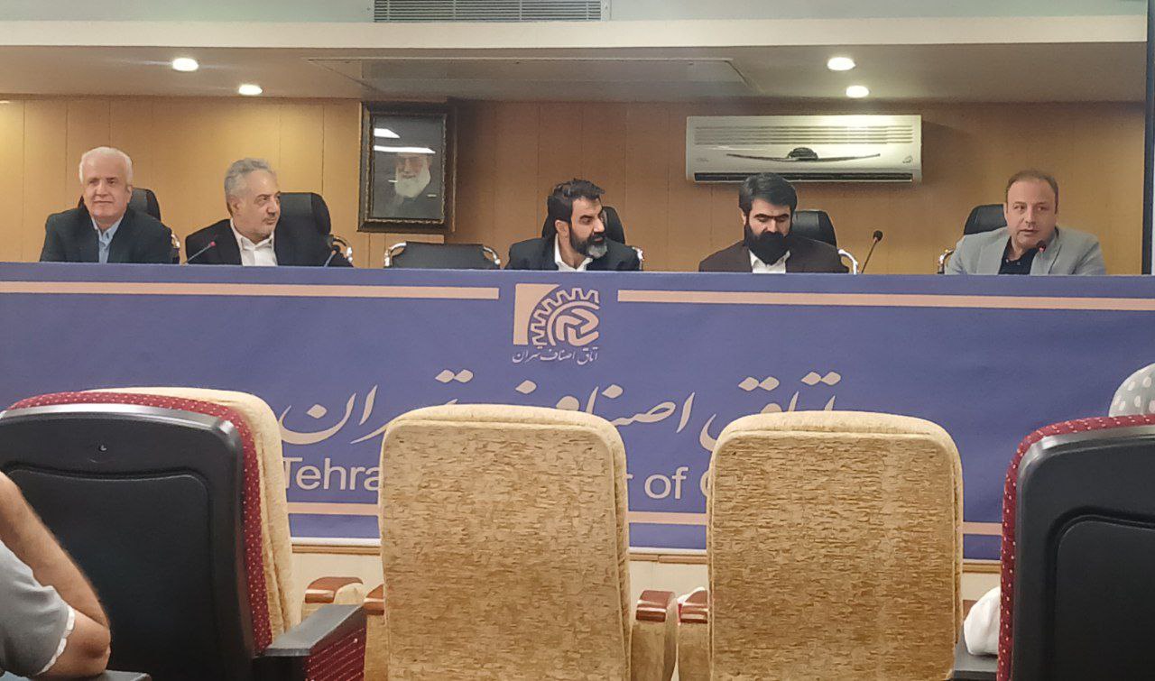 گلایه واردکنندگان آی‌تی از بحران ارزی| قاچاق لپ‌تاپ اوج می‌گیرد
